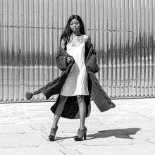 Lade das Bild in den Galerie-Viewer, Wool cardigan ENDOWMENT