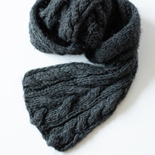 Load image into Gallery viewer, Wool shawl PINE