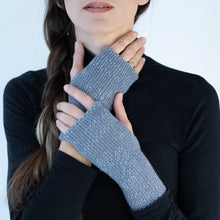 Load image into Gallery viewer, Wool wristbands GAUD