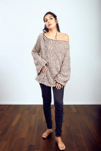 Load image into Gallery viewer, Wool pullover PANE