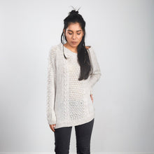Load image into Gallery viewer, Wool pullover CHARM