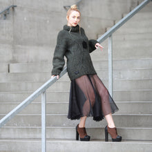 Load image into Gallery viewer, Wool pullover VENERABLE