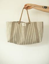 Load image into Gallery viewer, Rustic linen tote bag
