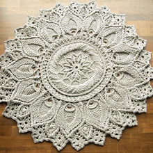 Load image into Gallery viewer, Linen rug SUNFLOWER