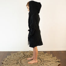 Lade das Bild in den Galerie-Viewer, Waffle linen bathrobe for kids
