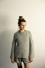 Load image into Gallery viewer, Wool pullover AURORA 2
