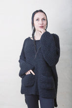 Lade das Bild in den Galerie-Viewer, Wool pullover AURORA 3
