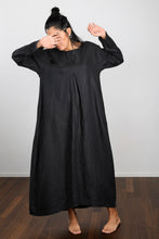 Lade das Bild in den Galerie-Viewer, Linen maxi dress MACADAM
