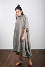 Load image into Gallery viewer, Linen dress GYRE
