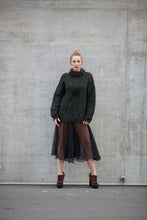 Load image into Gallery viewer, Wool pullover VENERABLE

