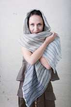 Carica l&#39;immagine nel visualizzatore di Gallery, Linen scarf LANE
