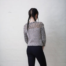 Load image into Gallery viewer, Wool pullover SOLITUDE
